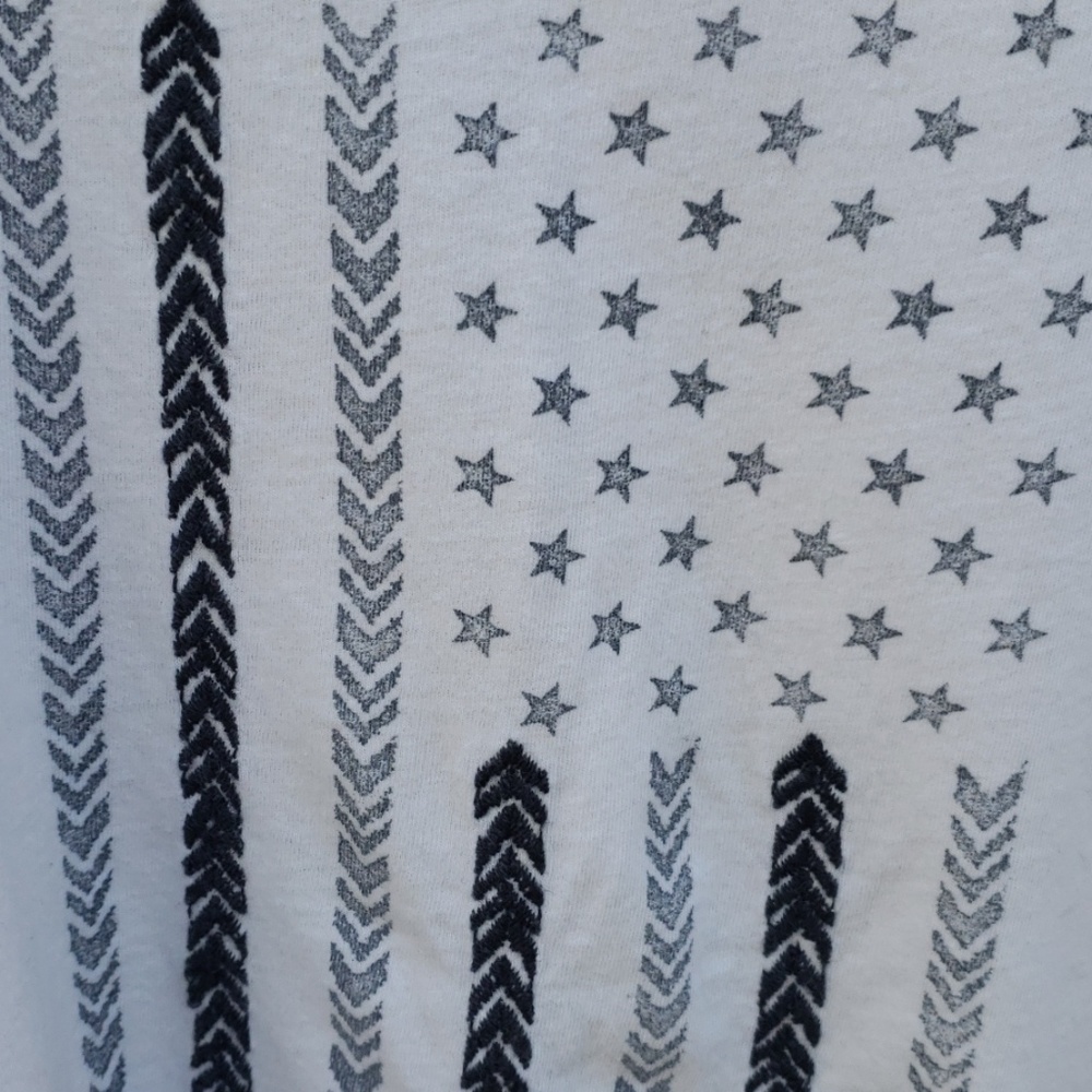 AE Racerback Graphic Tank - Picture 3 of 6